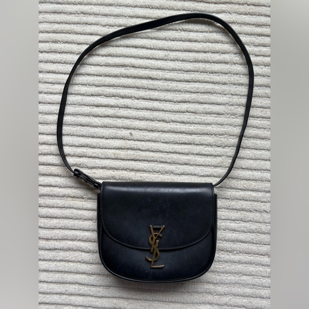 Saint Laurent black leather crossbody EUC
